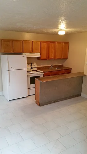 1605 Broadway St Photo 1