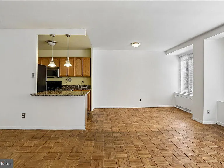 2475 Virginia Ave NW #220 — Photo 12
