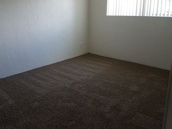 4th image of 1532 W 257th St #10