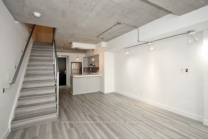 43 Stewart St #104 — Photo 5