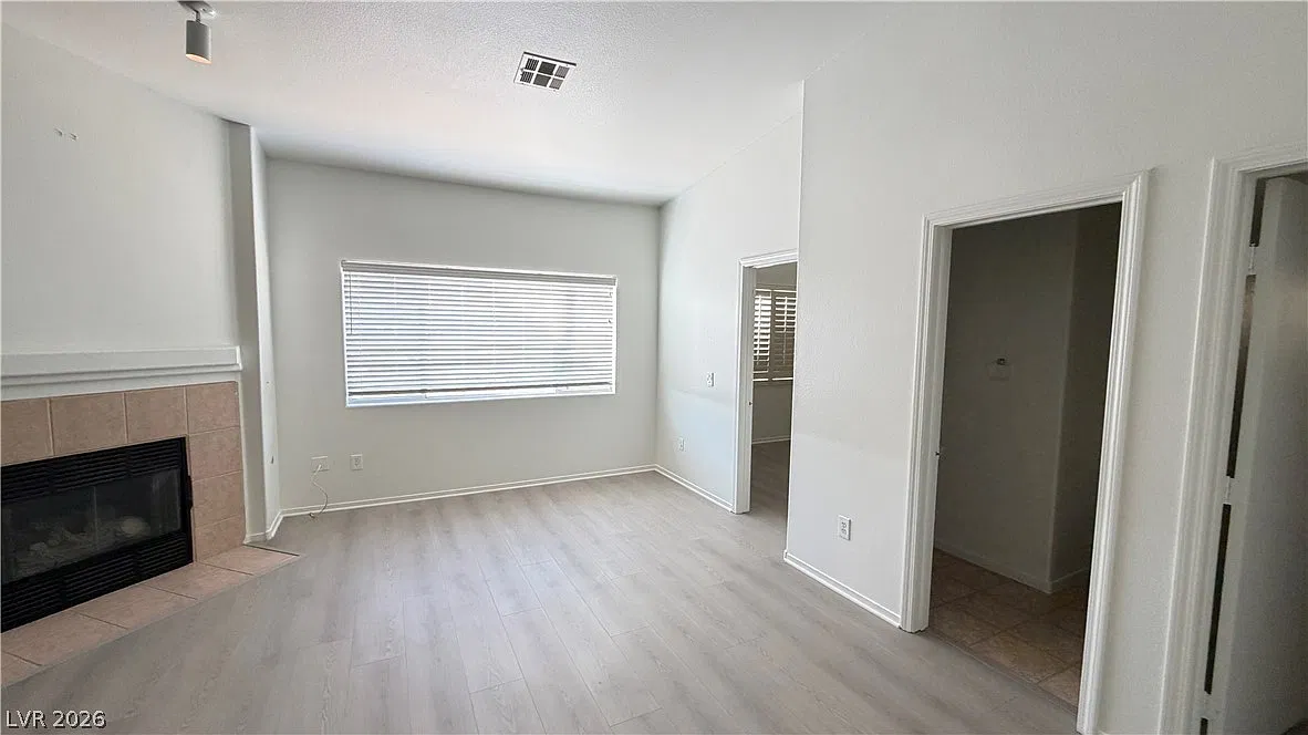 8725 W Flamingo Rd — Photo 2