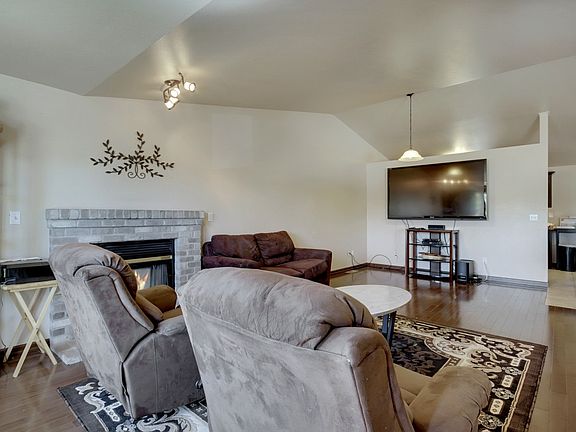 4th image of 9705 219th Street Ct E
