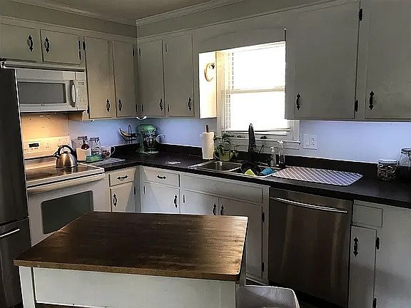 2nd image of 502 Forest Hills Dr