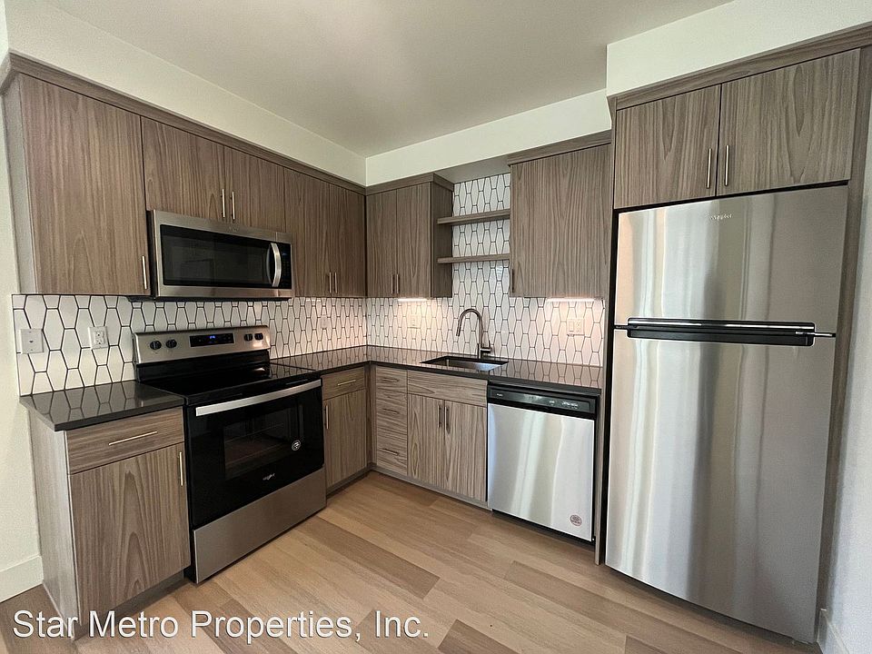 1st image of 6280 N Montana Ave #102