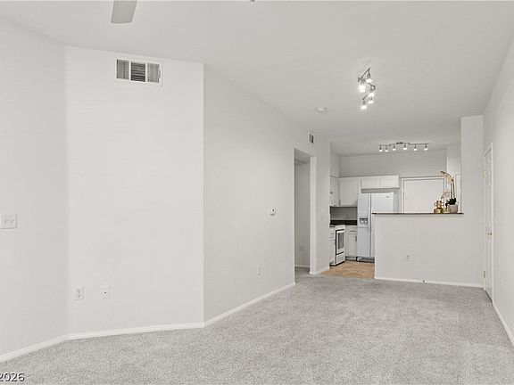 3rd image of 10550 W Alexander Rd Unit 1025