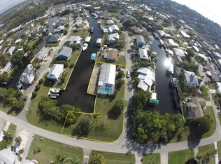 3708 Clipper Ln, Saint James City, FL 33956