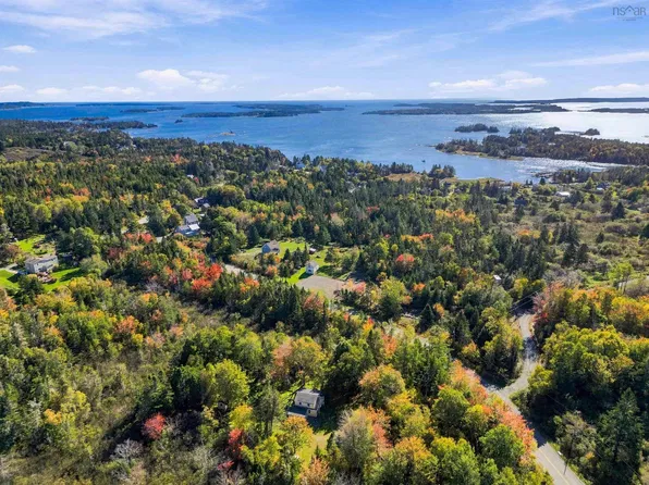 144 Huey Lake Rd W, Lunenburg, NS B0R 1C0