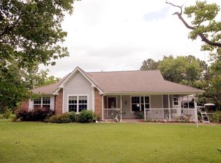 7129 W Cliff Stone Rd, Pearland, TX 77581