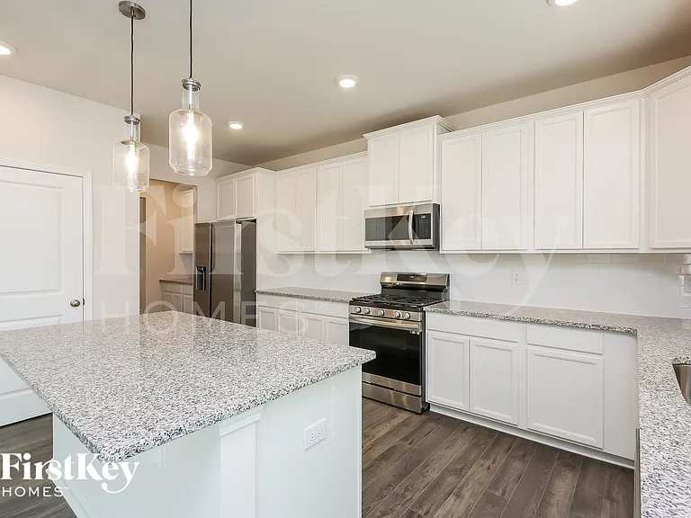 701 Birchcrest Way — Photo 7