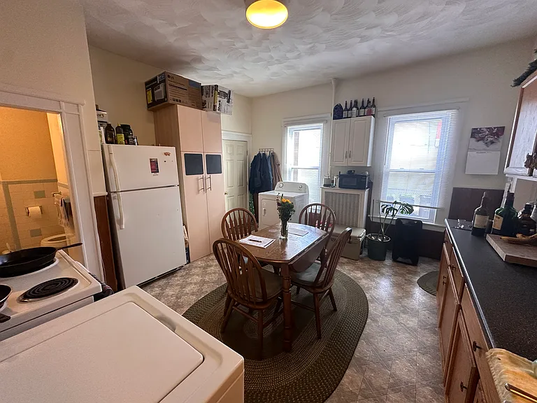 543 Broadway #1R — Photo 3