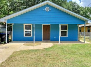 1304 N 10th St, Longview, TX 75601