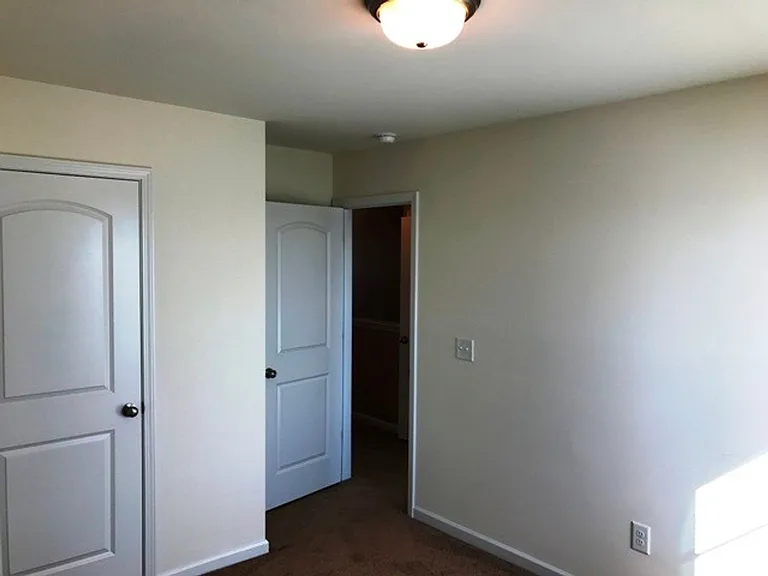 3457 Kernstown Dr — Photo 14