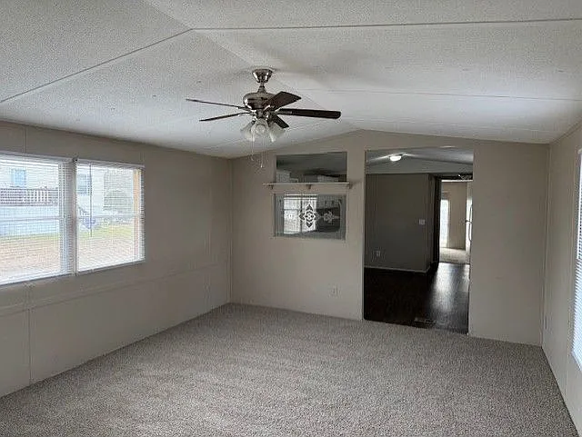 Woodlake (NC) — Photo 14