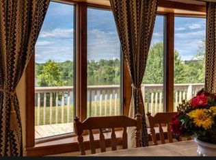 444 River Bend Dr, Loudon, TN 37774