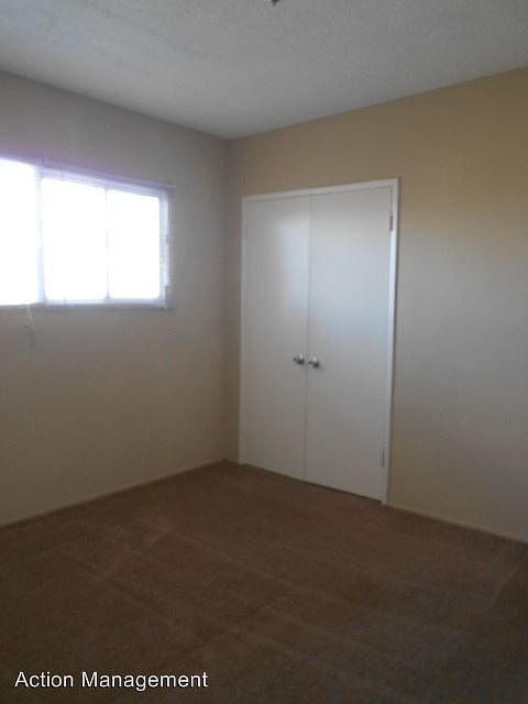 2nd image of 1214 Molino Ave APT 05