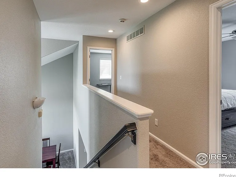3145 E Yarrow Cir — Photo 10