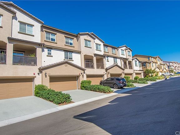 3rd image of 40981 Lacroix Ave