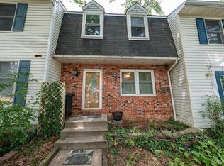 114 Nottoway St SE, Leesburg, VA 20175
