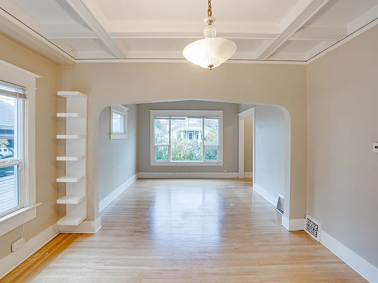6520 21st Ave NW — Photo 3