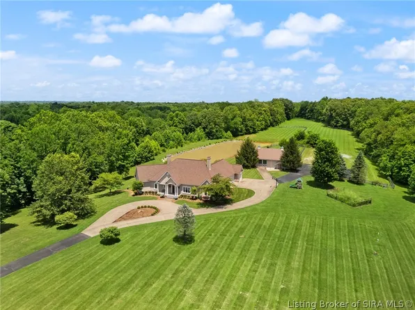 5000 Bent Creek Drive, Floyds Knobs, IN 47119