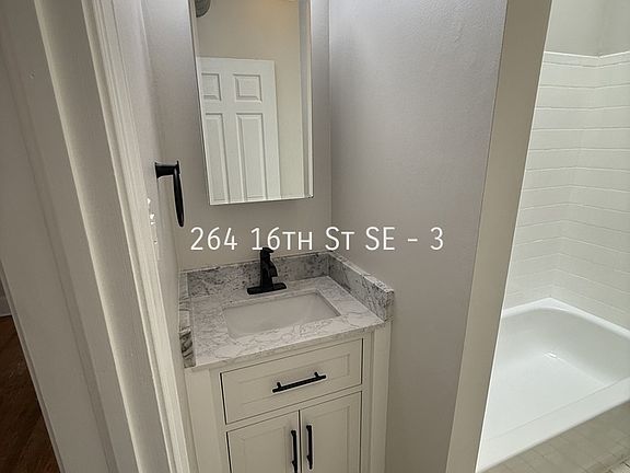 4th image of 264 16th St SE APT 3