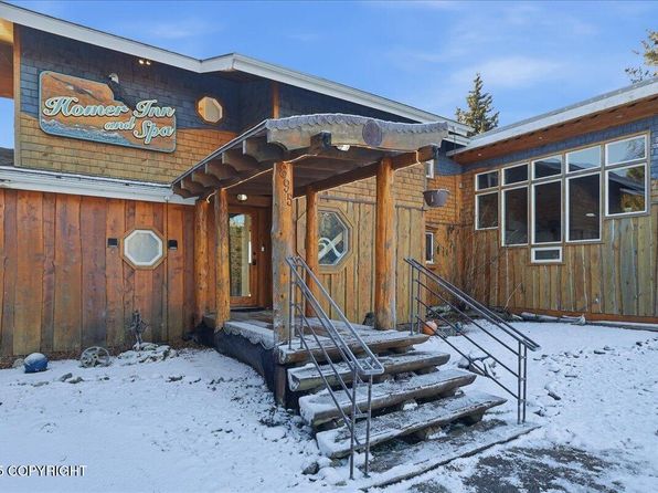 895 Ocean Drive Loop