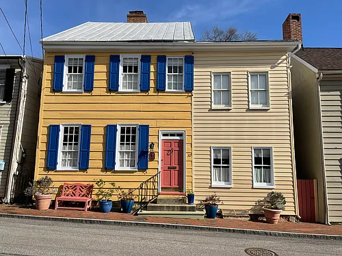 30 Cornhill St Photo 1