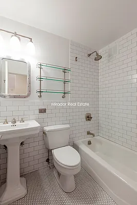 Rented by Mirador Real Estate | media 34