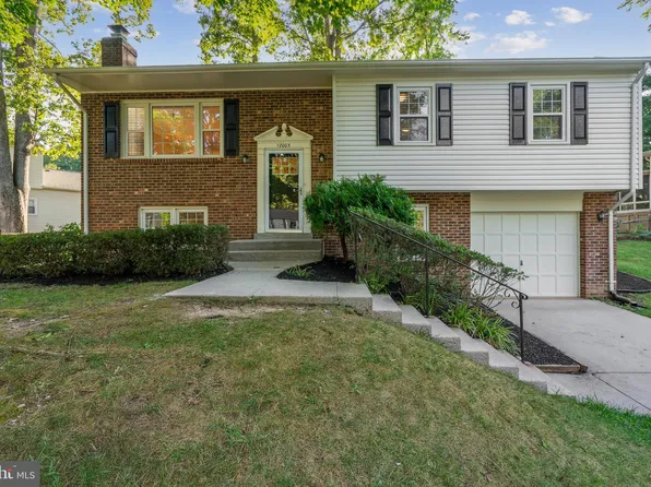12005 Willowood Dr, Woodbridge, VA 22192