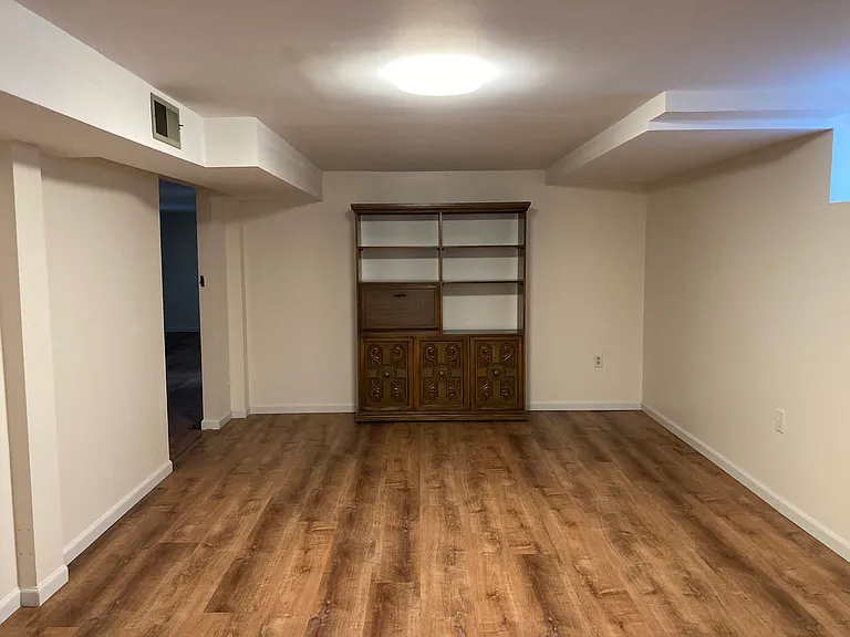 6400 Pickett St — Photo 20