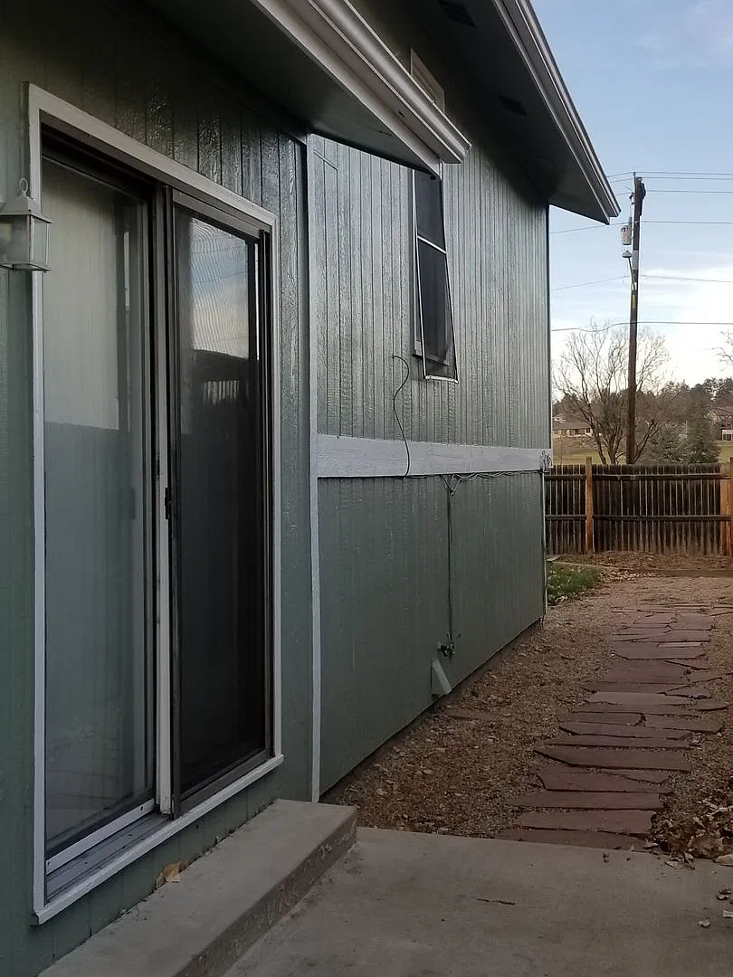 4B/2B Home with Attached Garage in Longmont Ready for September! — Photo 4