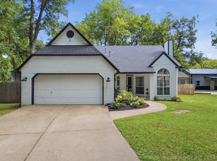 12329 E 137th St S, Broken Arrow, OK 74011