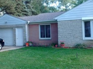 3719 Grand Ave, McHenry, IL 60050