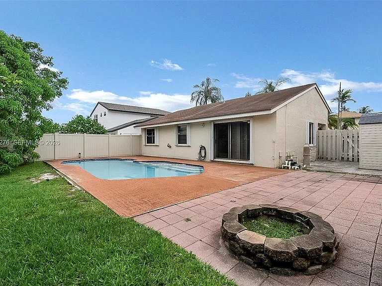 681 Thornridge Ave — Photo 35