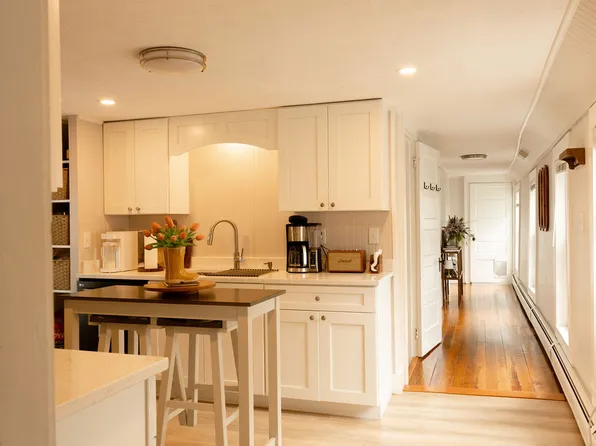 54 High St #2, Saco, ME 04072