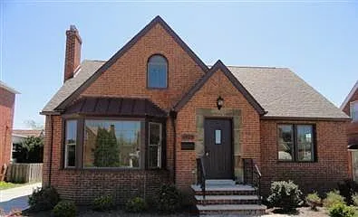 3924 Warrendale Rd