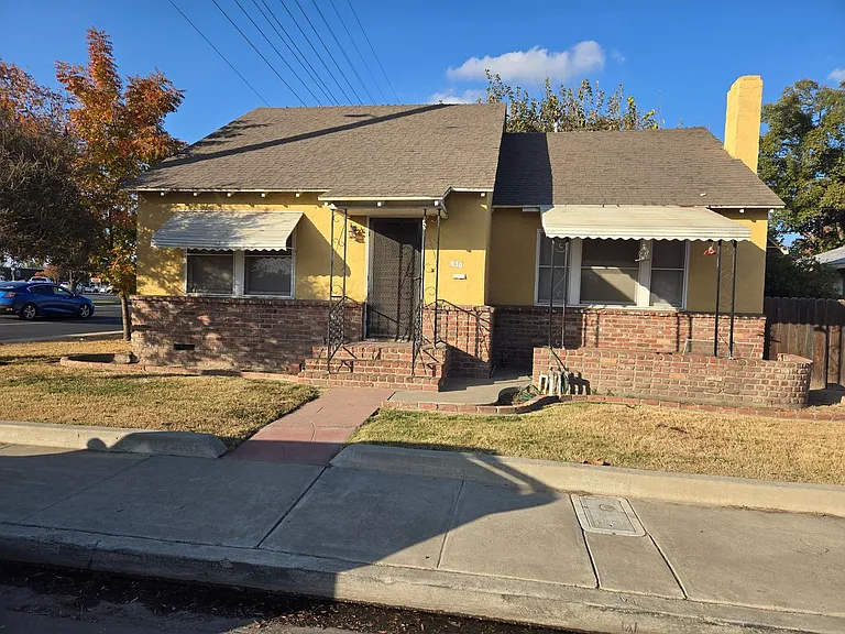 630 Neville St — Photo 14
