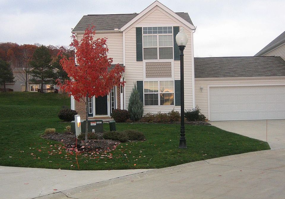 1st image of 320 Stockton Cir