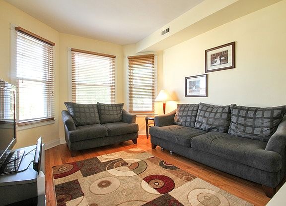 2nd image of 3400 N Kolmar Ave