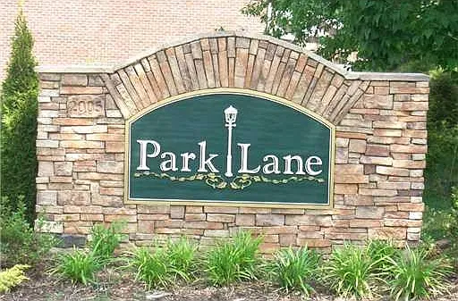 115 Park Ln