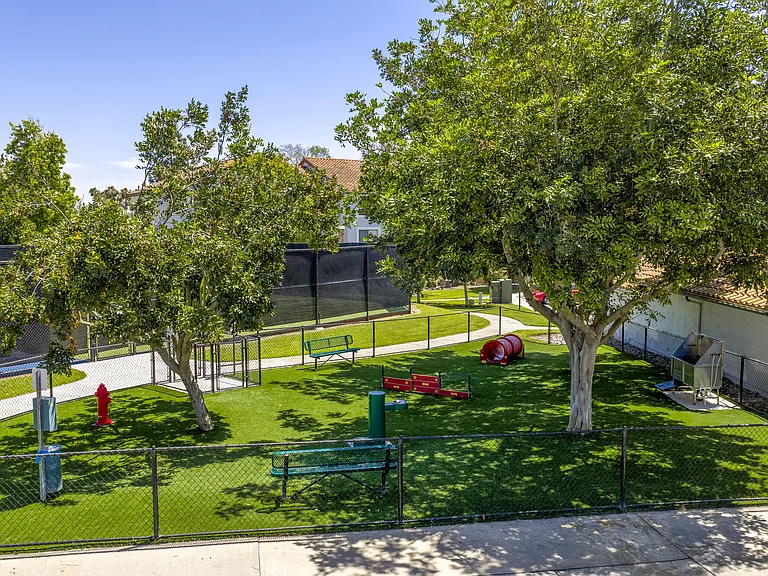 Overlook at Bernardo Heights — Photo 34