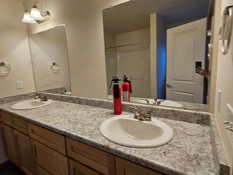 435 NE Inspiration St — Photo 17