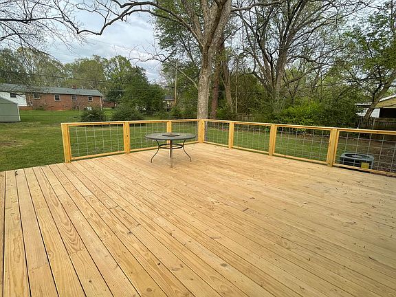 Enjoy this huge deck perfect for relaxing and bbq's.