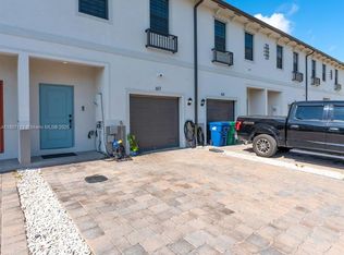 618 SW 11th St, Homestead, FL 33034