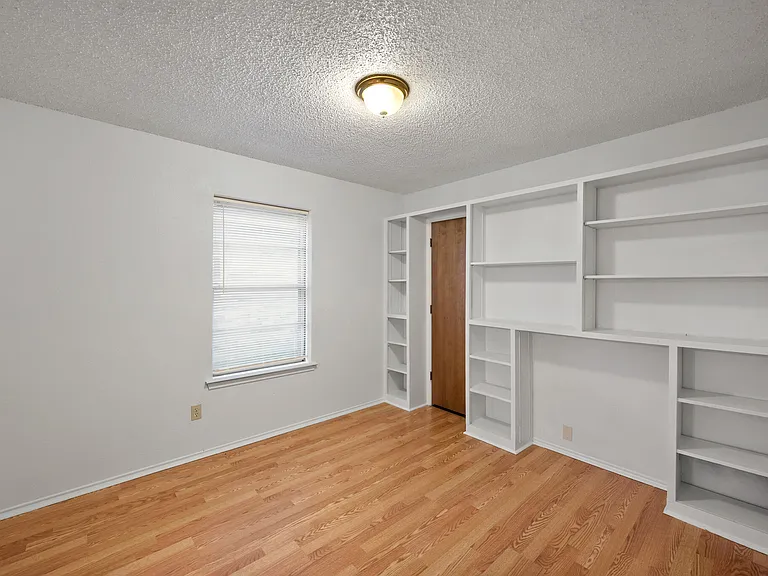 6436 Ridglea Dr — Photo 19