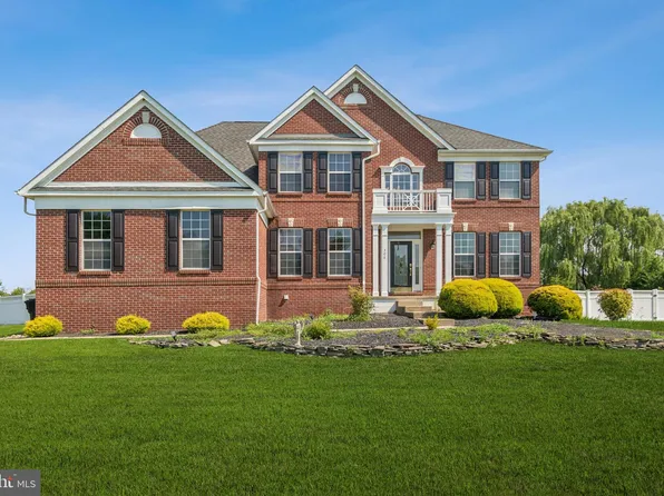 308 Rabbit Ct, Mullica Hill, NJ 08062