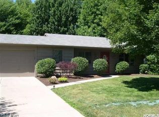 20684 Homestead Park Dr, Strongsville, OH 44149