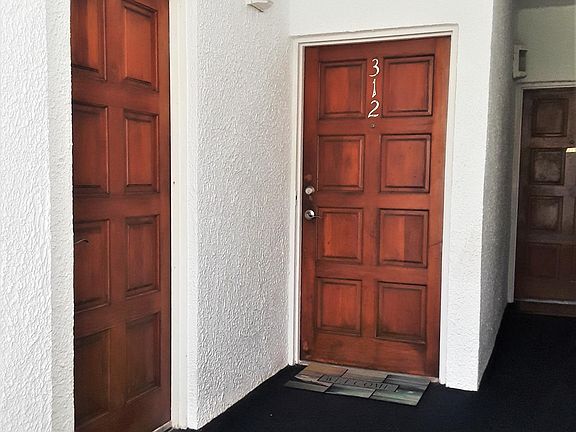 2nd image of 312 Granada Del Mar