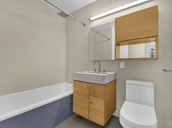 150 Fourth Avenue image 5 of 13