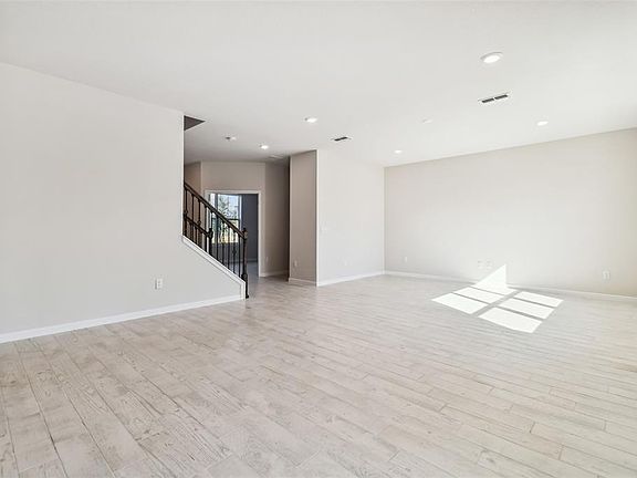 3rd image of 12963 Brookside Moss Dr